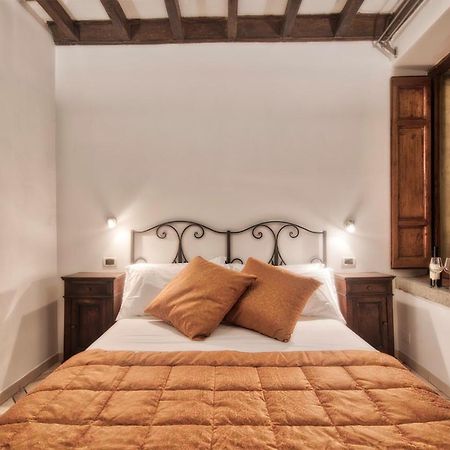 Cozy Navona Apartment Рим Экстерьер фото